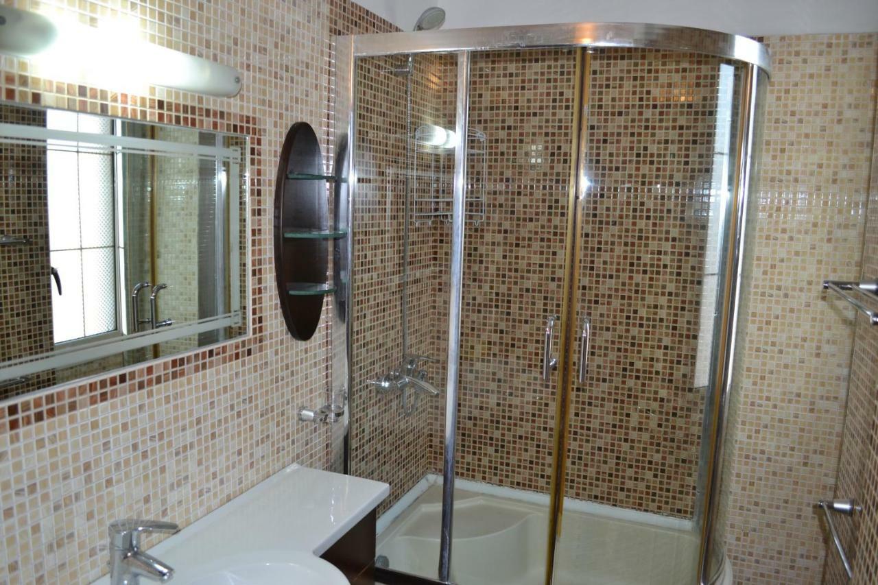 Kela's DE LUXE PENTHOUSE 3 Bedrooms Apartment Vlorë Buitenkant foto